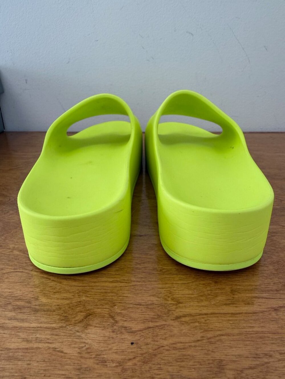Balenciaga Platform Slides | Acid Lime | EU 41 - Picture 7 of 10